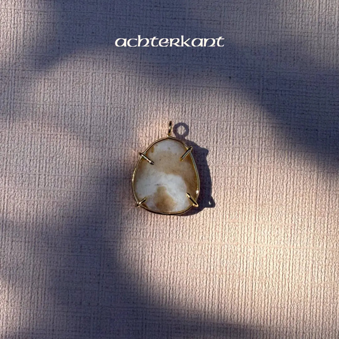 achterkant geode hanger